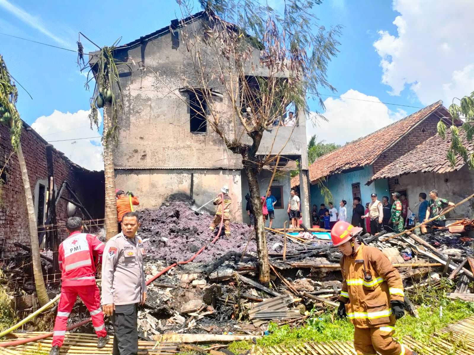 Gudang Surpet di Banyuresmi Ludes Terbakar, Kerugian Tembus Rp100 Juta